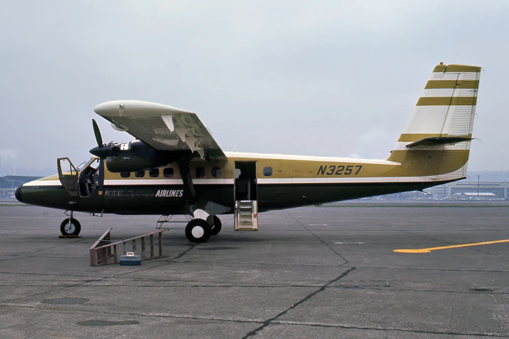 J. Morrow Photo © Seattle-Boeing Field, WA 28-Jan-1971