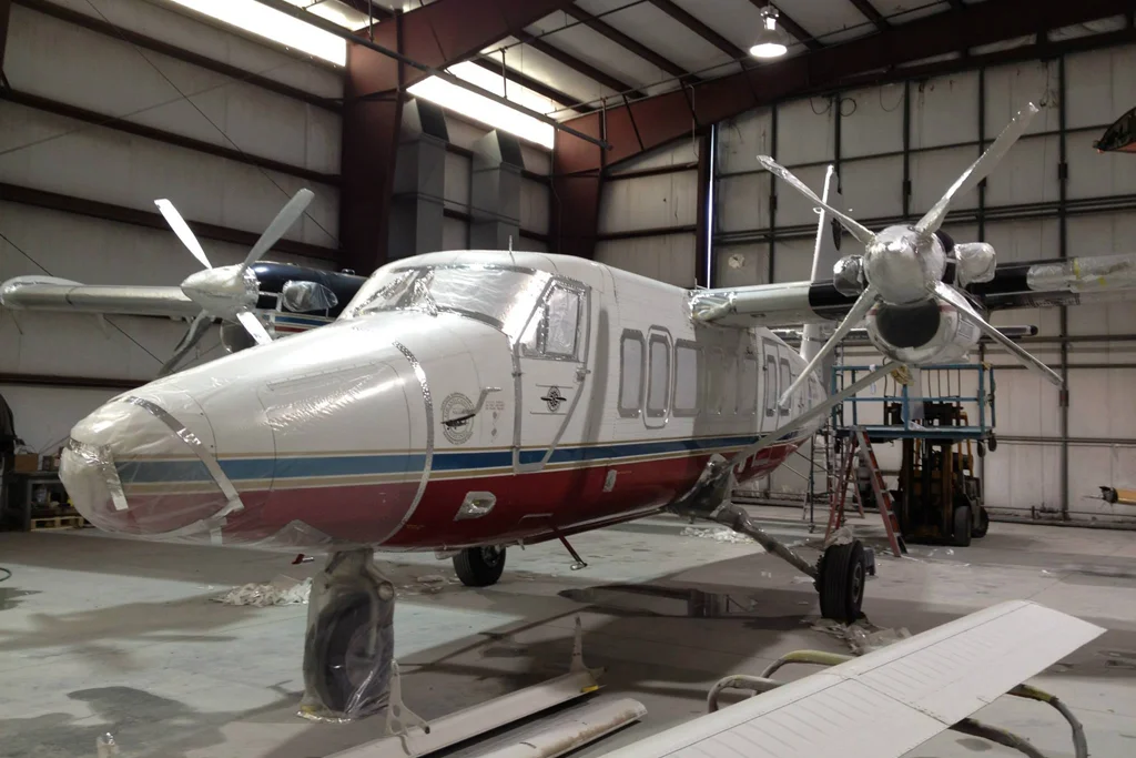 Straubes Aircraft Services Photo ©