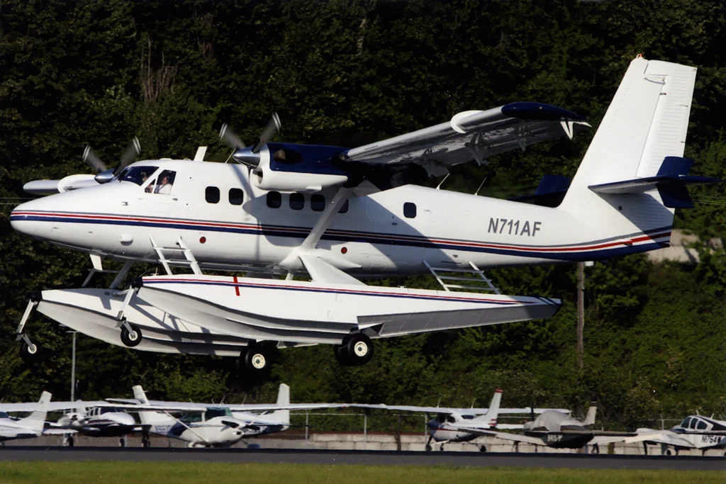 Michael J. Ody Collection © Seattle-Boeing Field, WA Jan-2010
