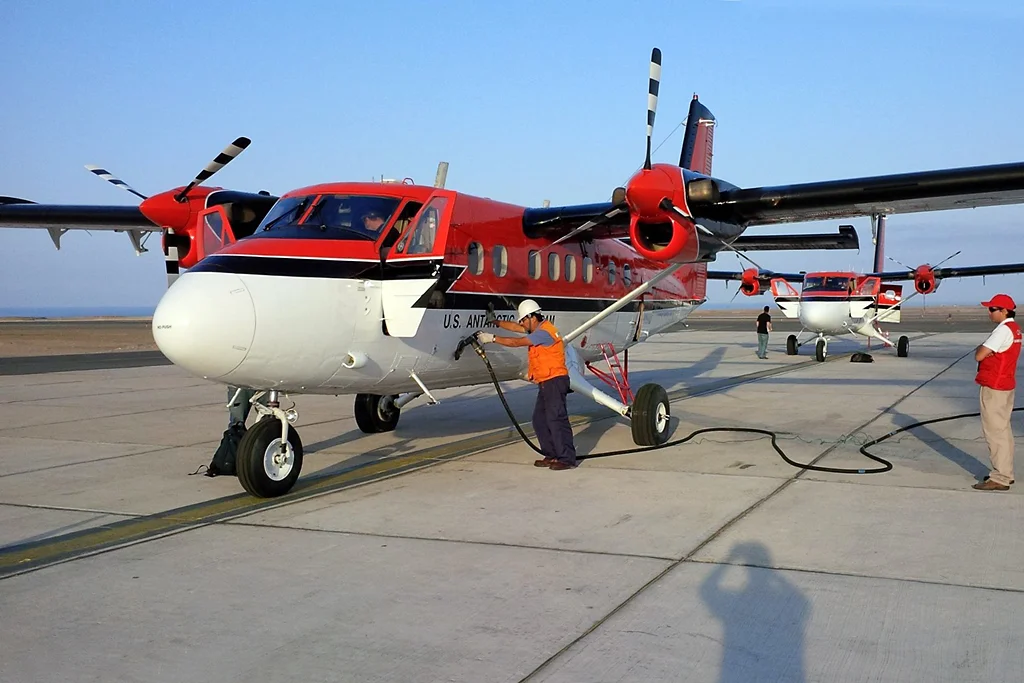 Lohr Aviation Photo © Arica, Chile 2014