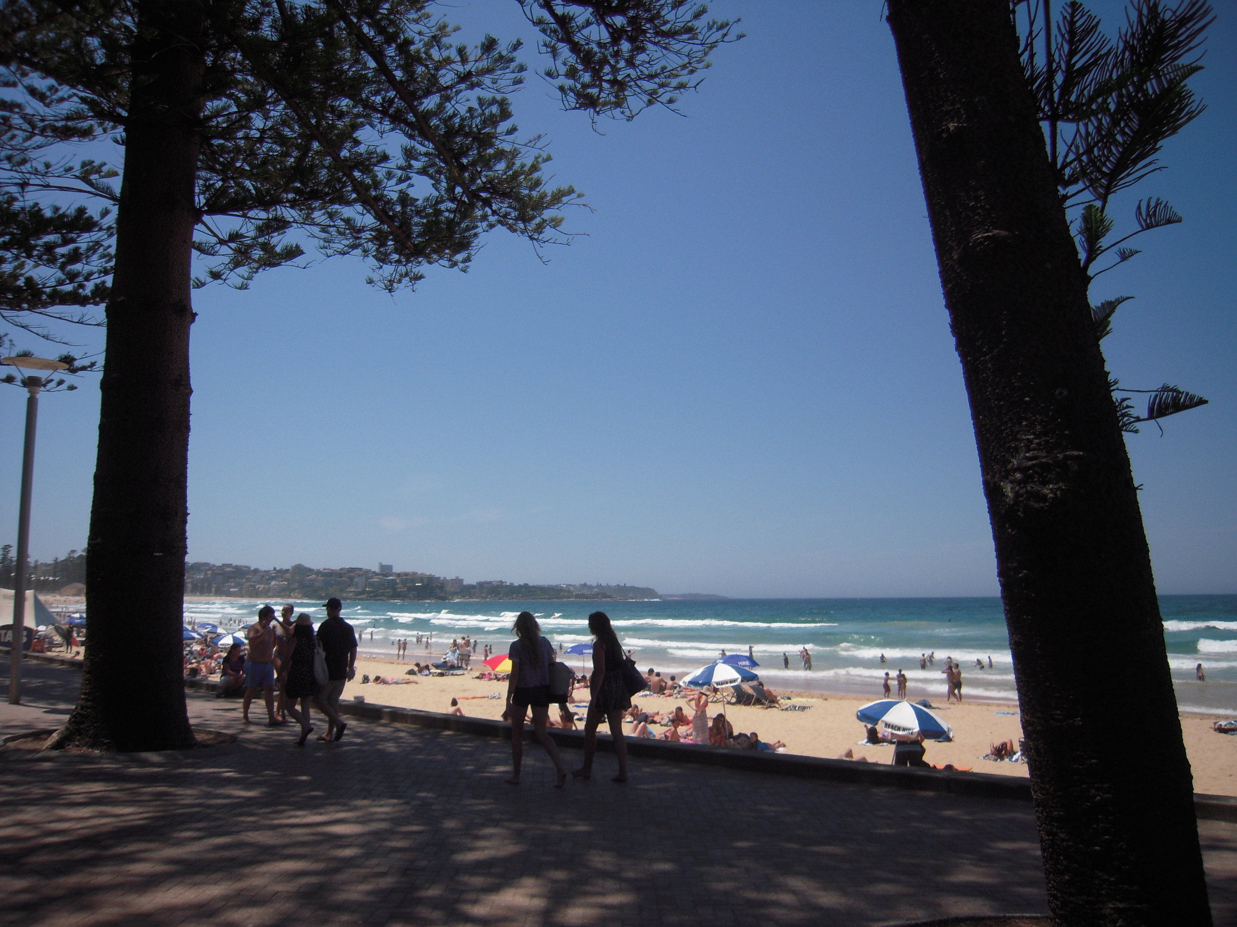 2013 Australia -- Sydney, Manly Beach.JPG