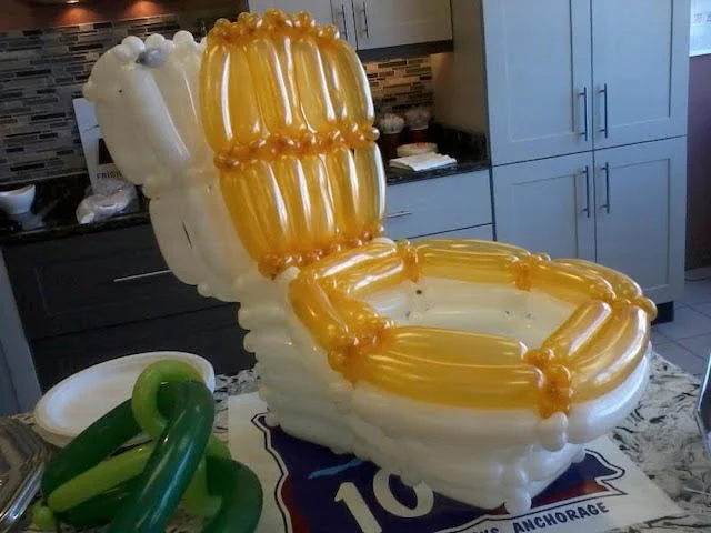 Balloon_toilet.jpeg