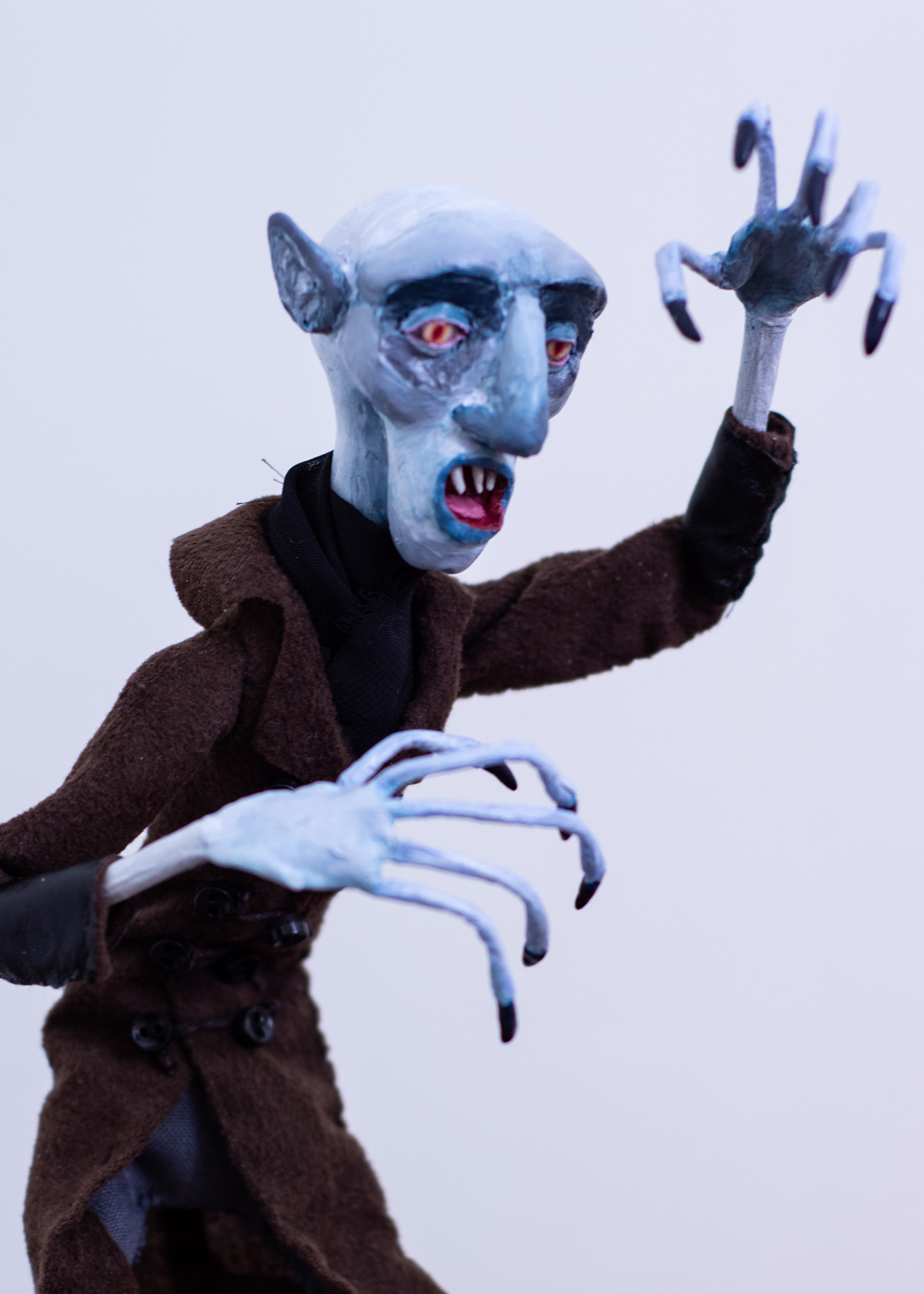 nosferatu vampyre artdoll