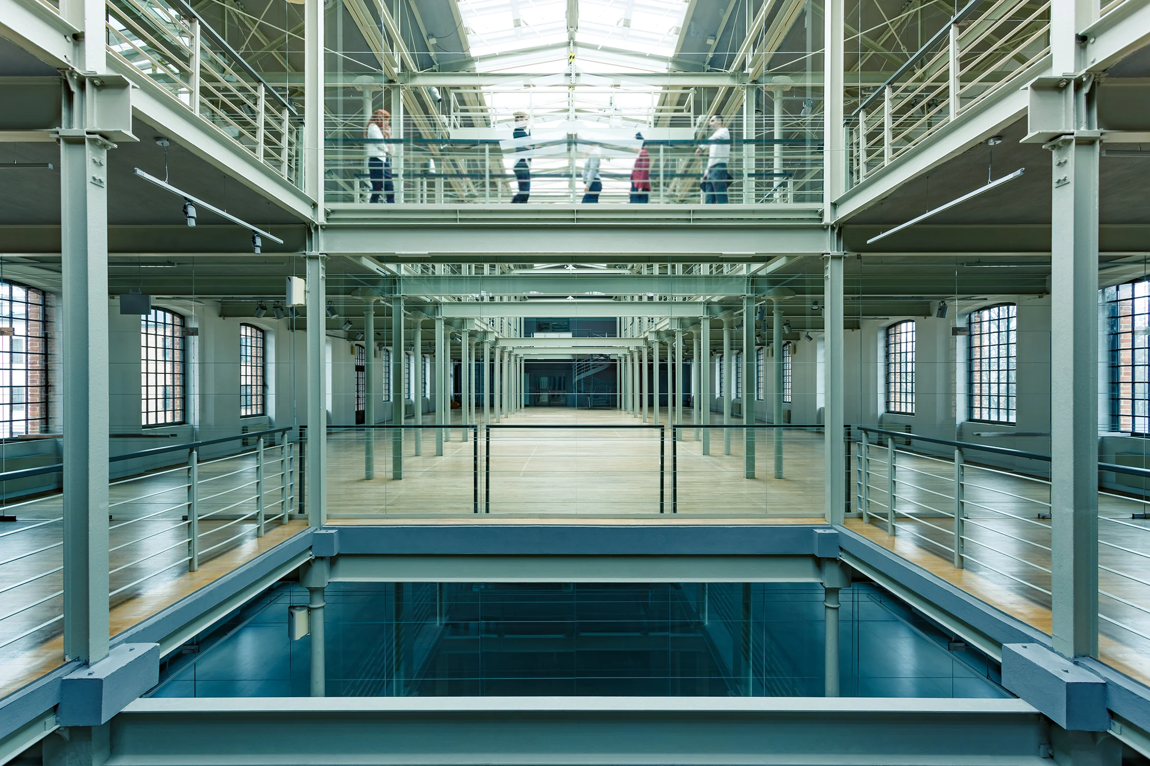 modern-multi-storey-industrial-building-PW3GDUS.jpg