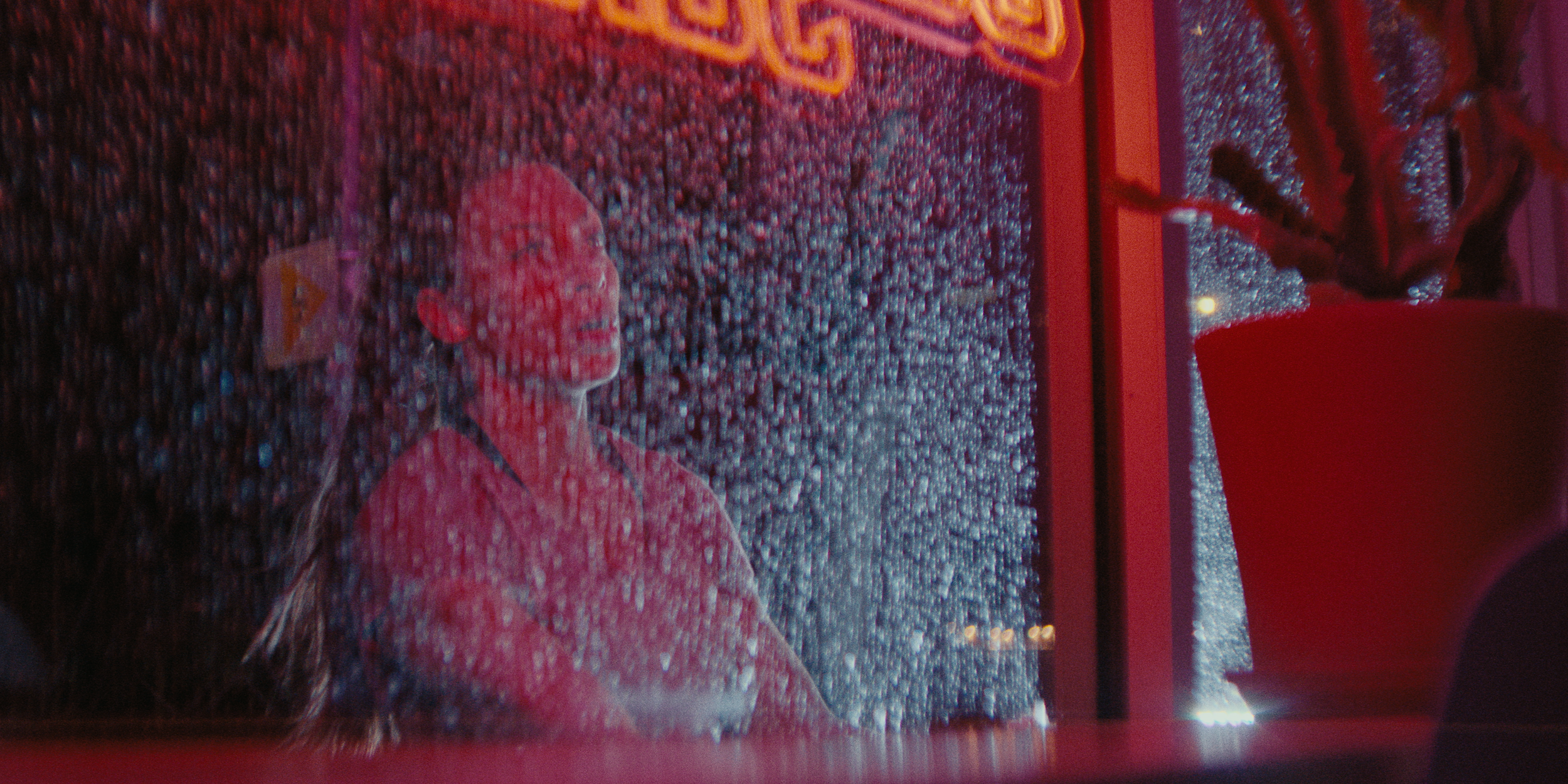 002413_PS_Suns Up_90s_IG.00_00_26_12.Still038.png