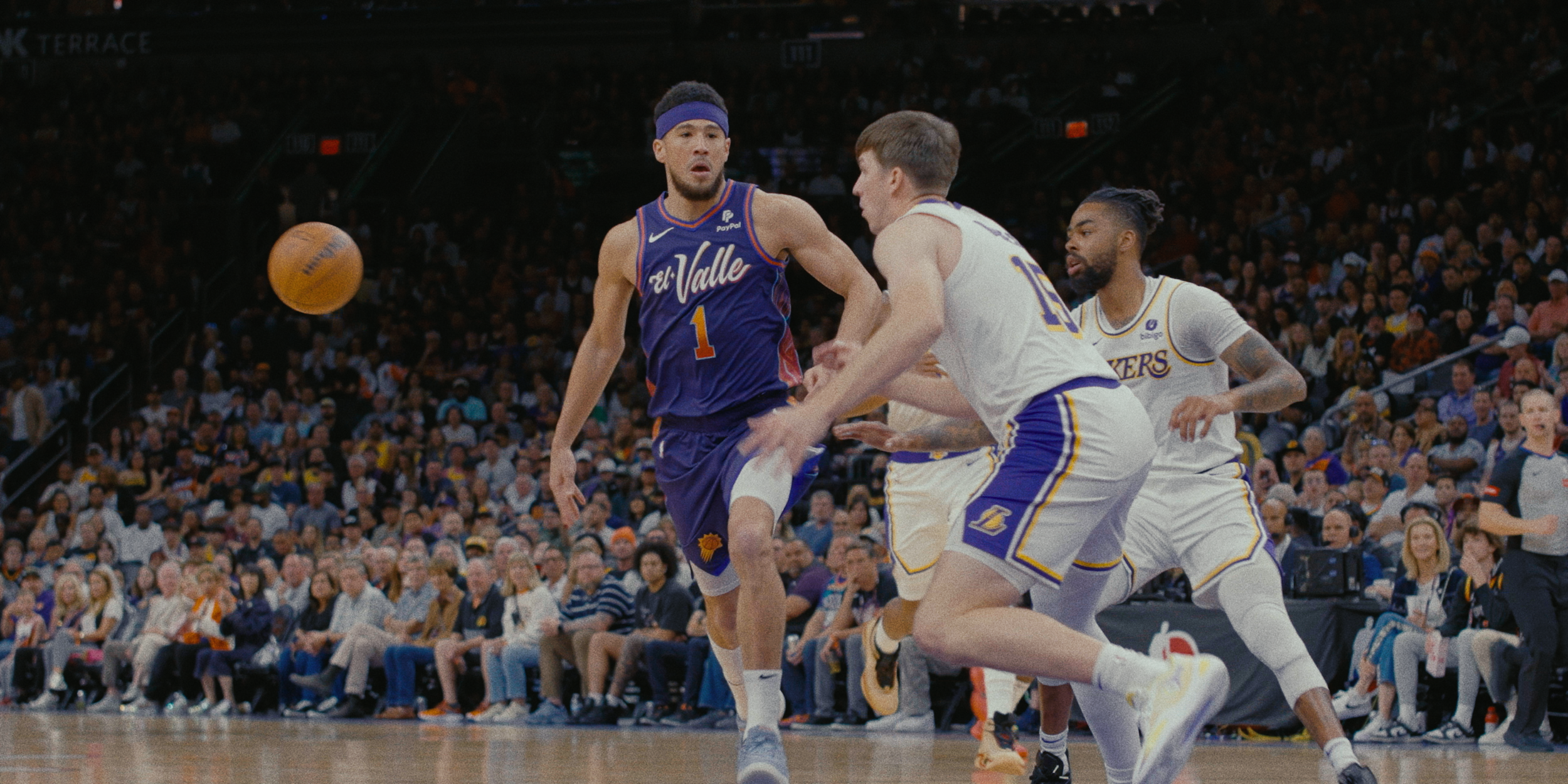 002413_PS_Suns Up_90s_IG.00_01_22_19.Still110.png