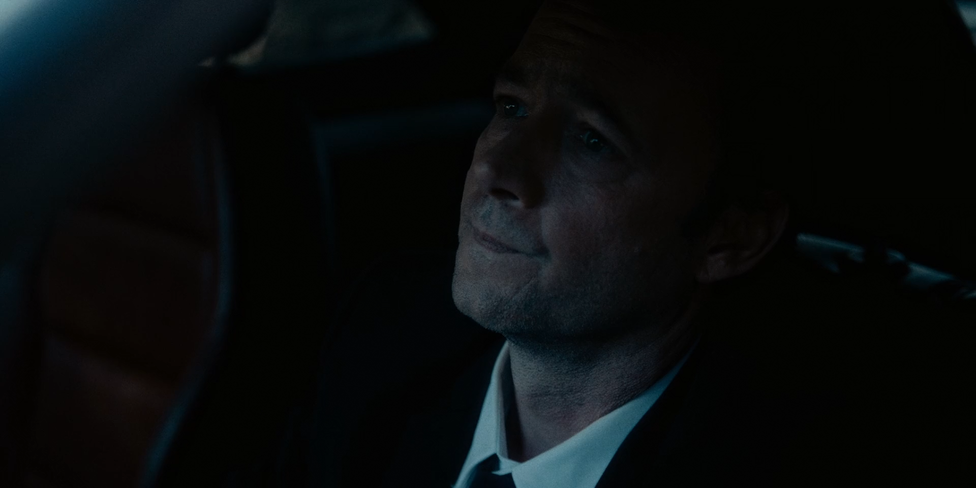 keep_the_light_on (1080p).00_01_32_22.Still004.PNG