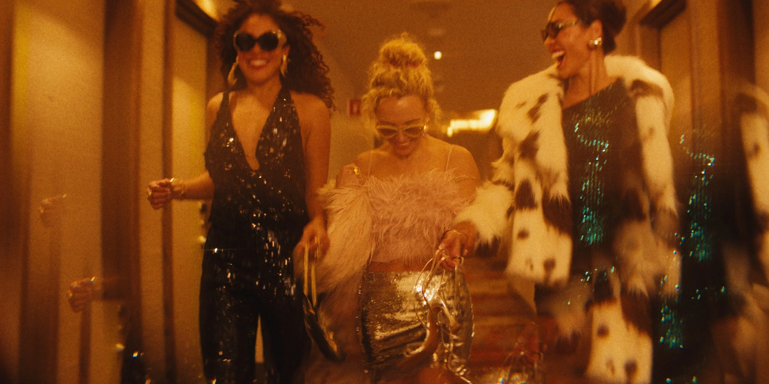 4388_GRRC_VR_60s_4K WEB.00_00_31_12.Still056.jpg