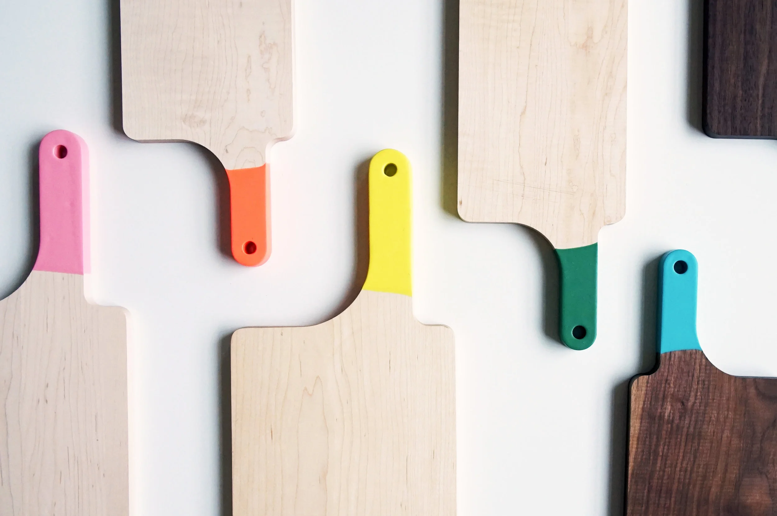 Willful-wooden-serving-and-cutting-boards-color-dipped-ss17.jpg