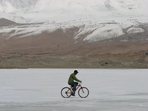 cycle-ice-river-500x375.jpg
