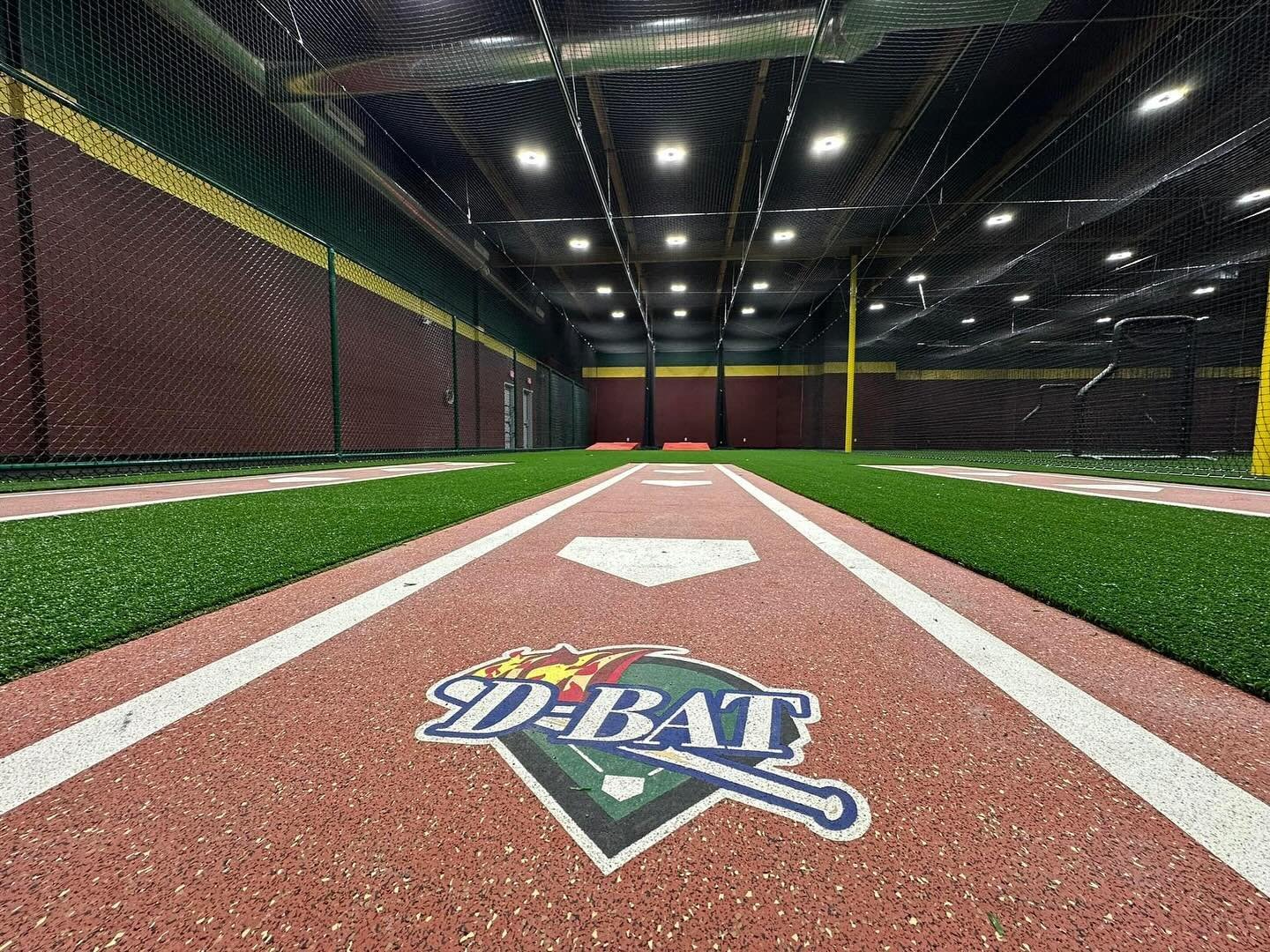 Building dreams one swing at a time ⚾️🏗️ Excited to bring you this new DBat Baseball Academy to coach greatness at their new location in Redlands, CA. 
#TIConstructionInc #ConstructionExcellence #DBatBaseball #dbat #construction #drywall #satisfying