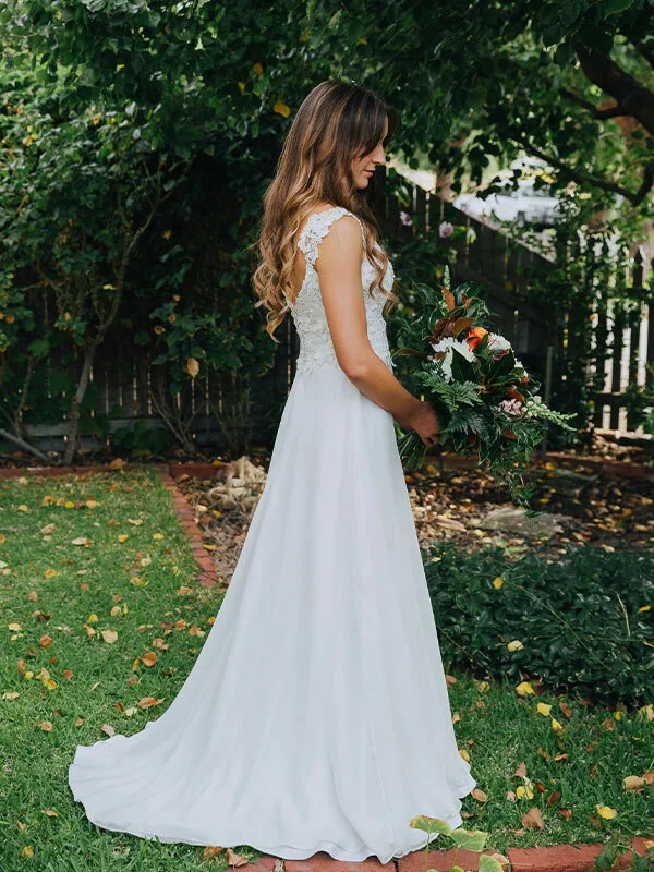  Photographer: Simone Addison 