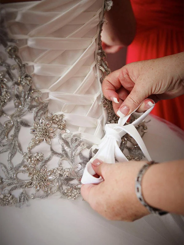 paula and jo Dress Alterations perth.jpg