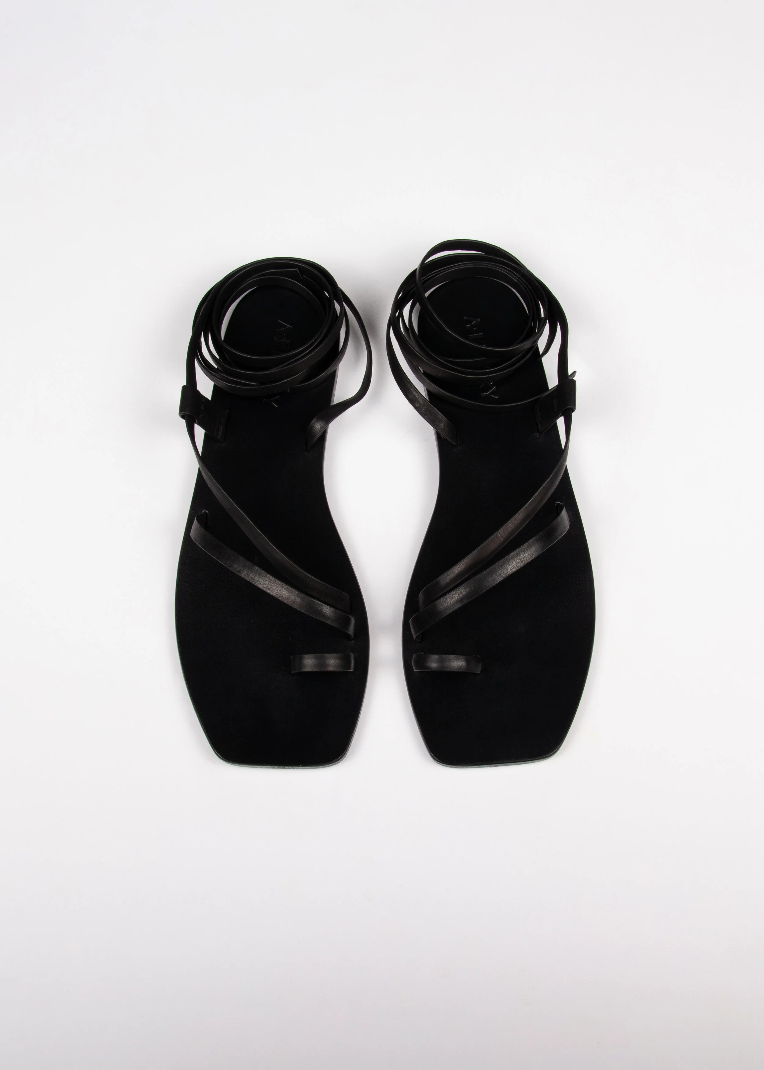 A.EMERY_Top_Beau_Black.jpg