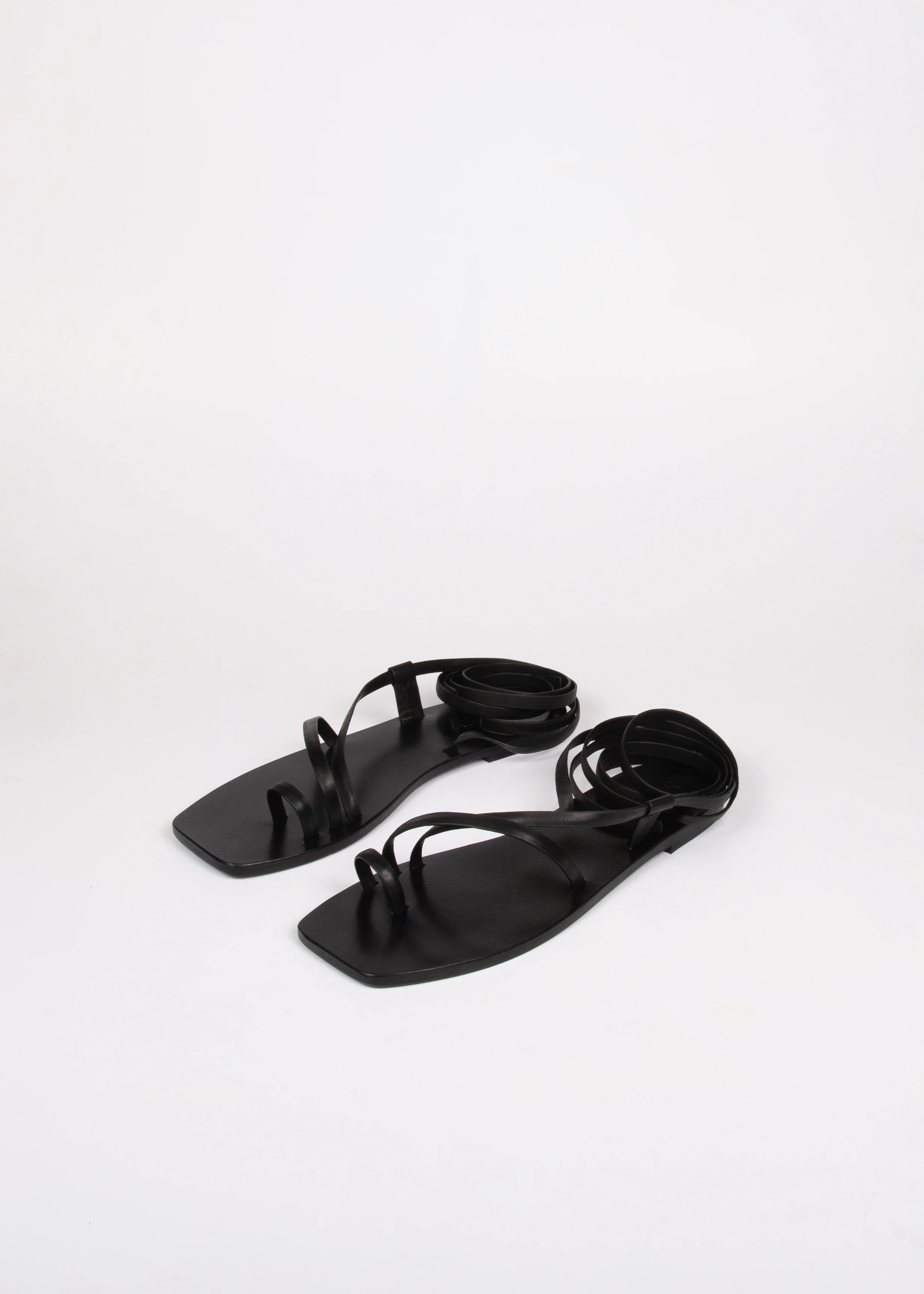 A.EMERY_Angle_Beau_Black.jpg