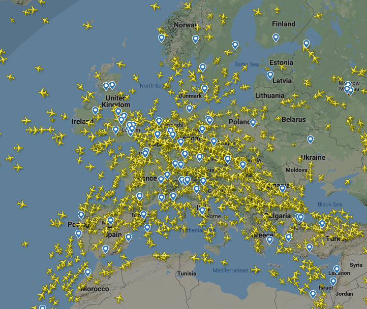 All planes flying above Europe at 11am.