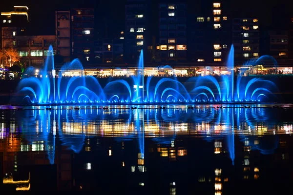 1520316934-1326378262_n.jpg