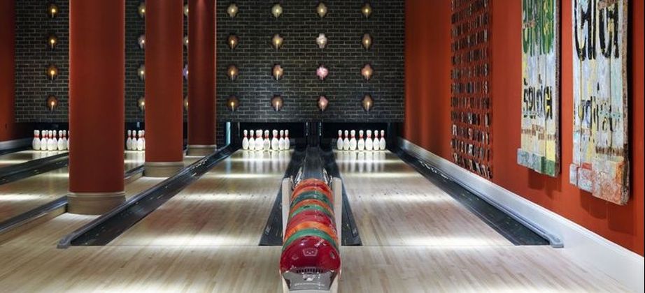 ham-yard-bowling.jpg