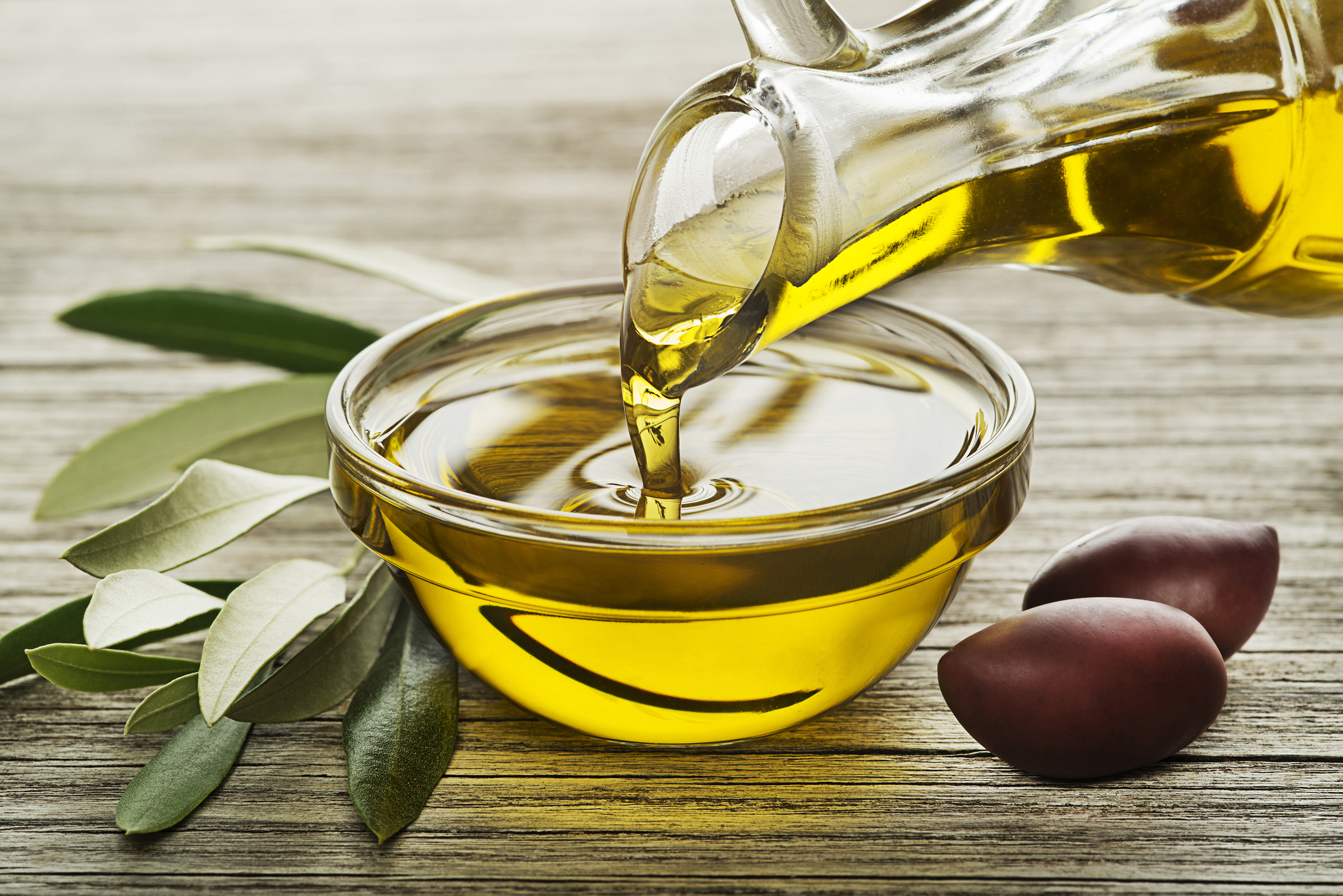 Extra Virgin Olive Oil (Image Source: Getty Images)