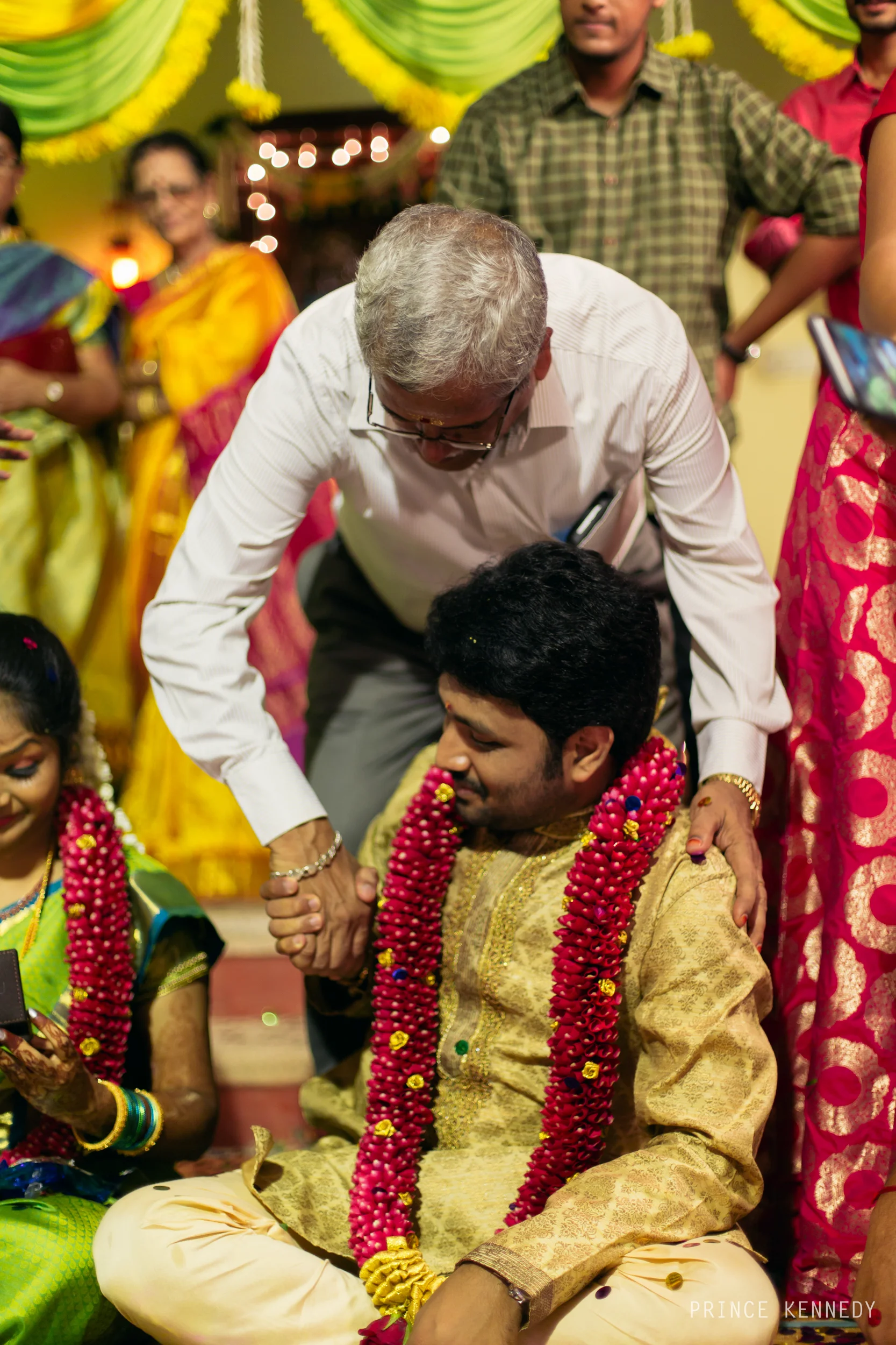 Engagement-Couple-Portrait-Portraiture-Wedding-Couple-Portrait-Chennai-Photographer-Candid-Photography-Destination-Best-Prince-Kennedy-Photography-257.jpg
