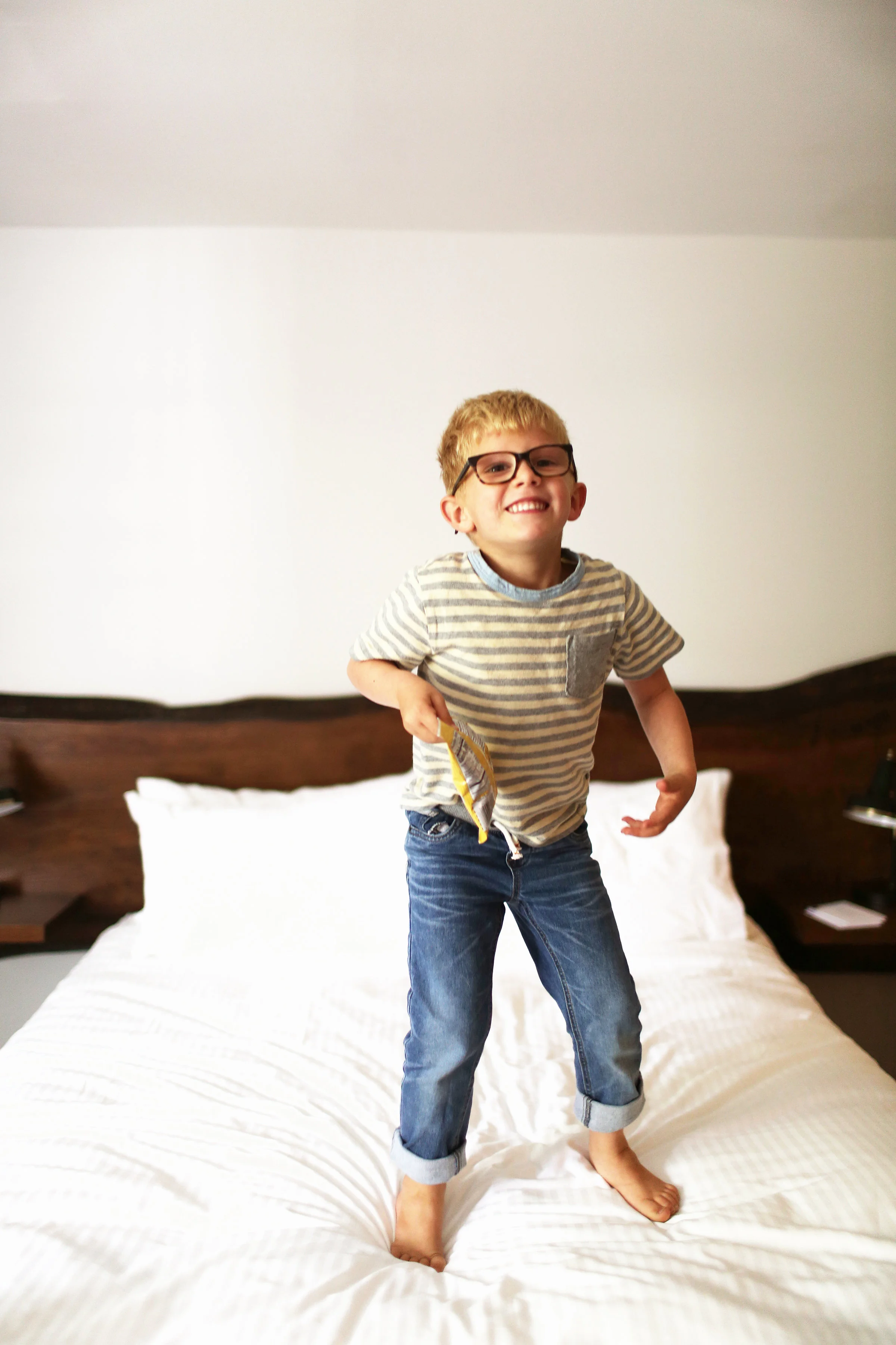 Main and Mountain Motel Room4 2.jpg