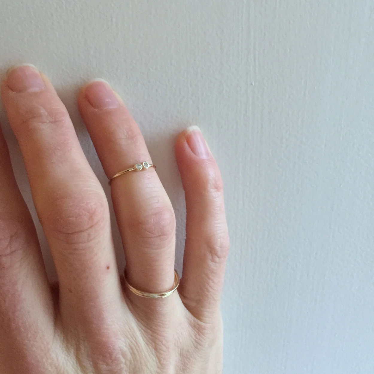 diamond-twin-ring-hand.jpg