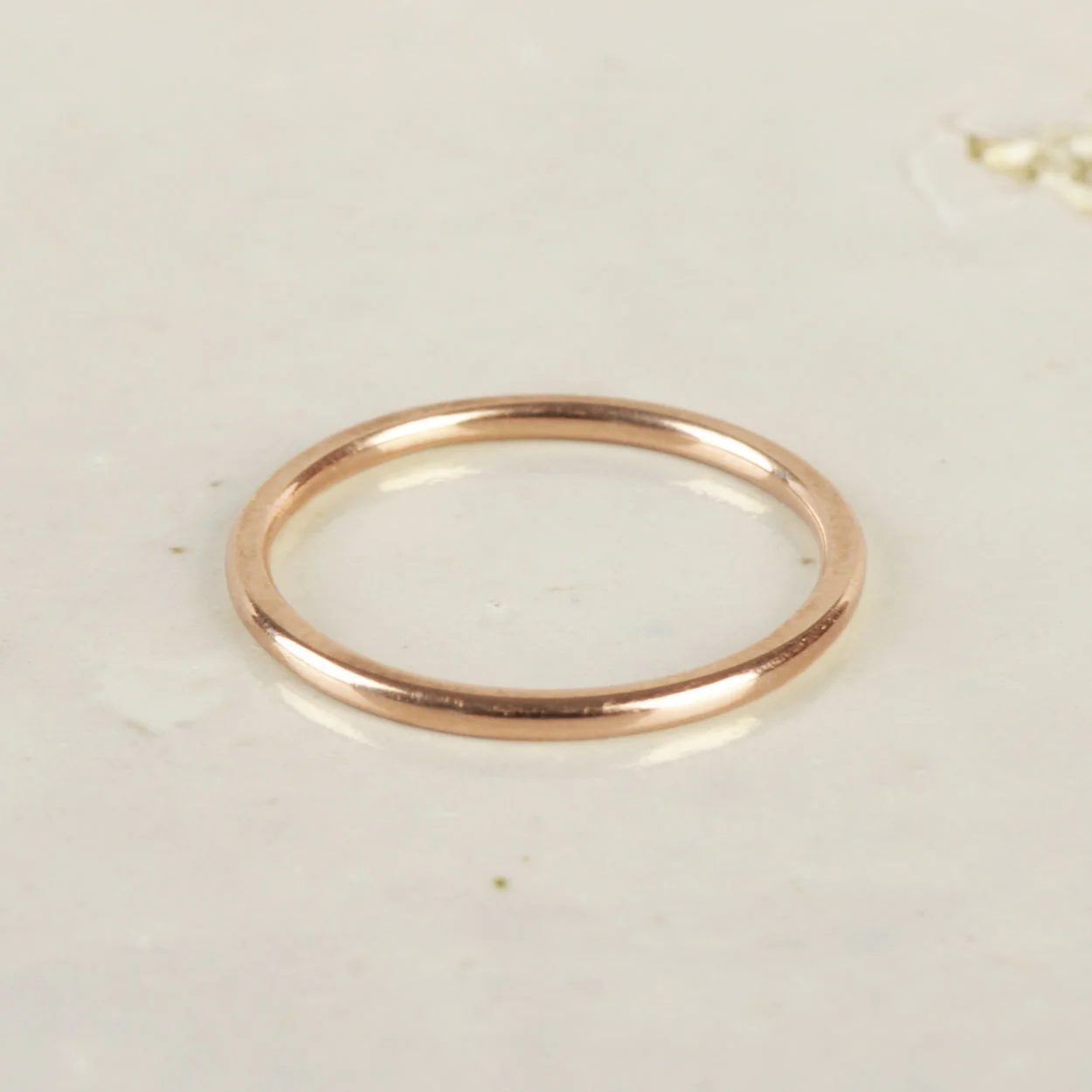 rose-1.5-mm-ring.jpg