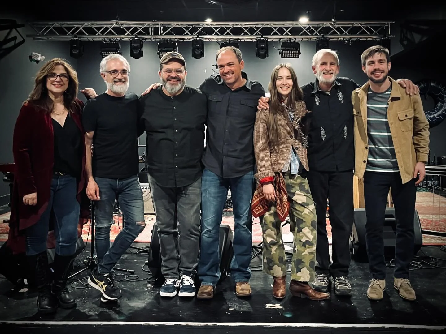 What a band, what a night celebrating the new album, Burning Horses. Thank you to all who came to @earpsordinary tonight and made it such an amazing evening. See you again soon!