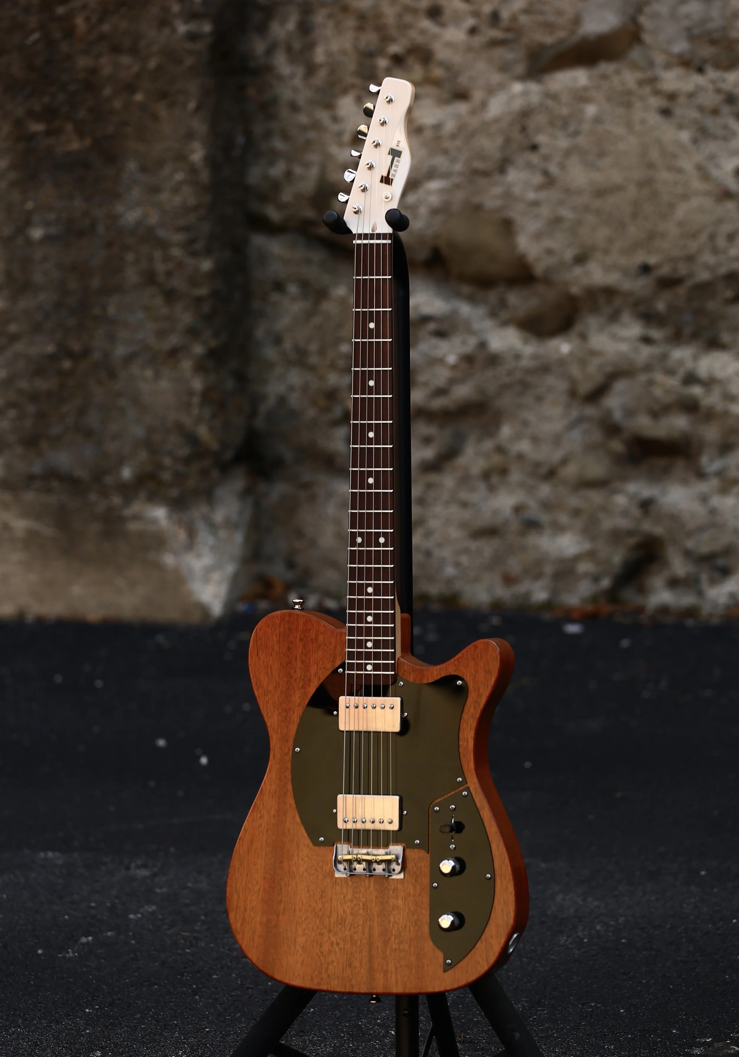 Model 910 — HAHN GUITARS