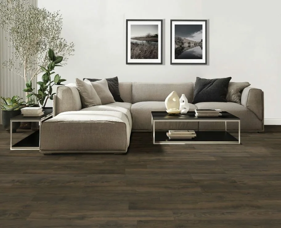 Clove Chestnut - Room Picture.JPG
