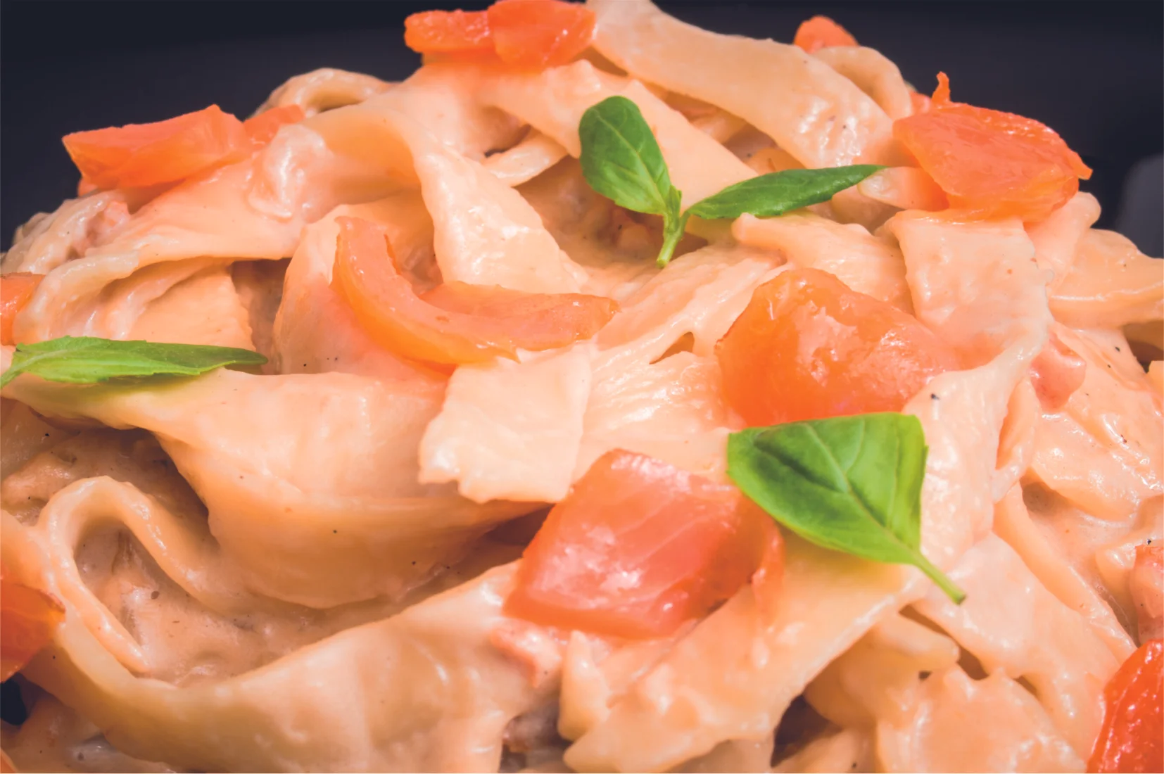 Tagliatelle cu somon