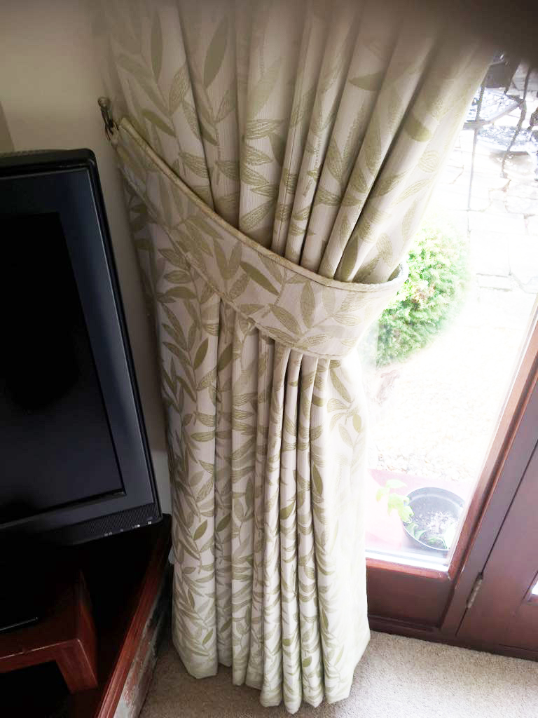 Bespoke floral curtains derbyshire