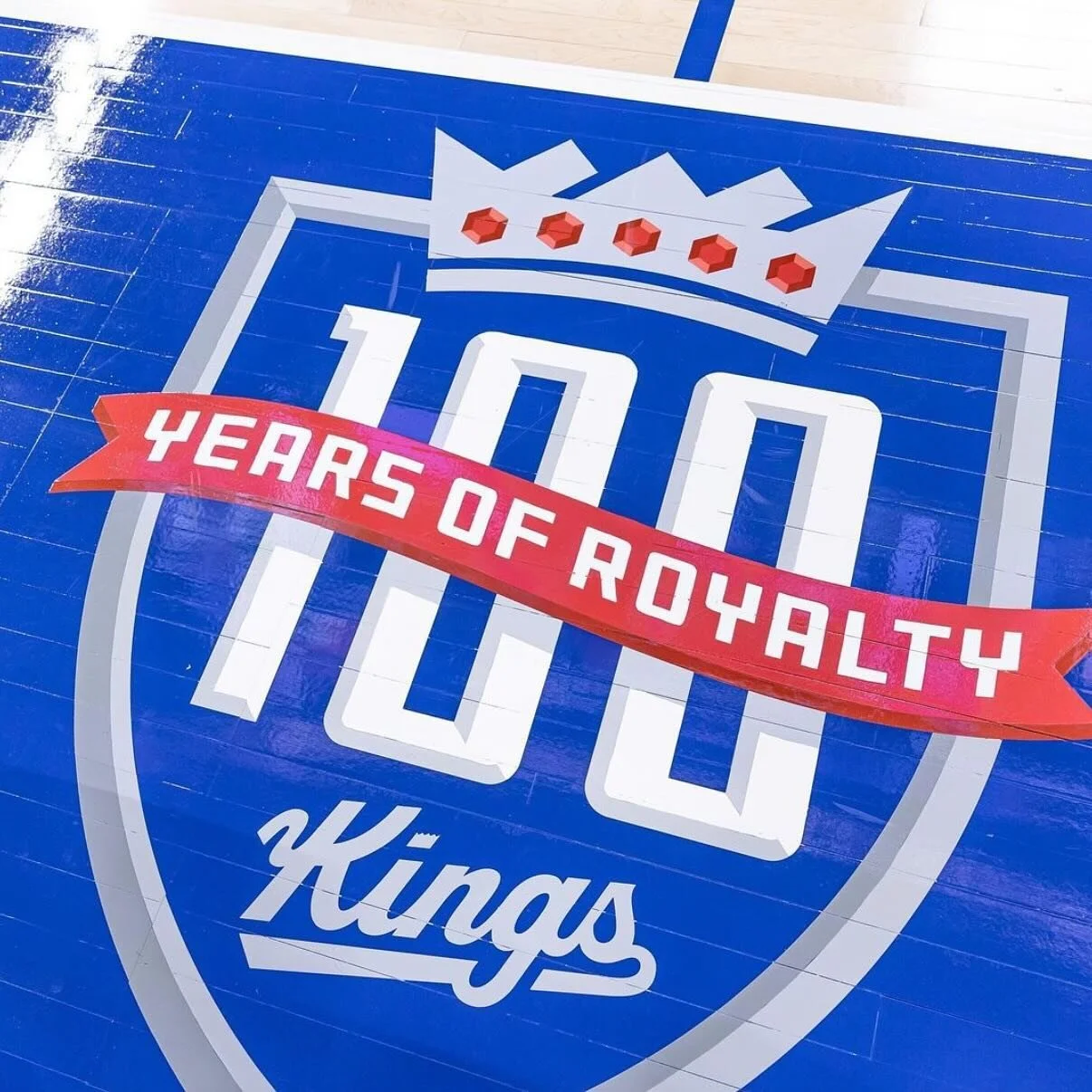 Hardwood, classic. So great to see this come to life. 📸 @sacramentokings