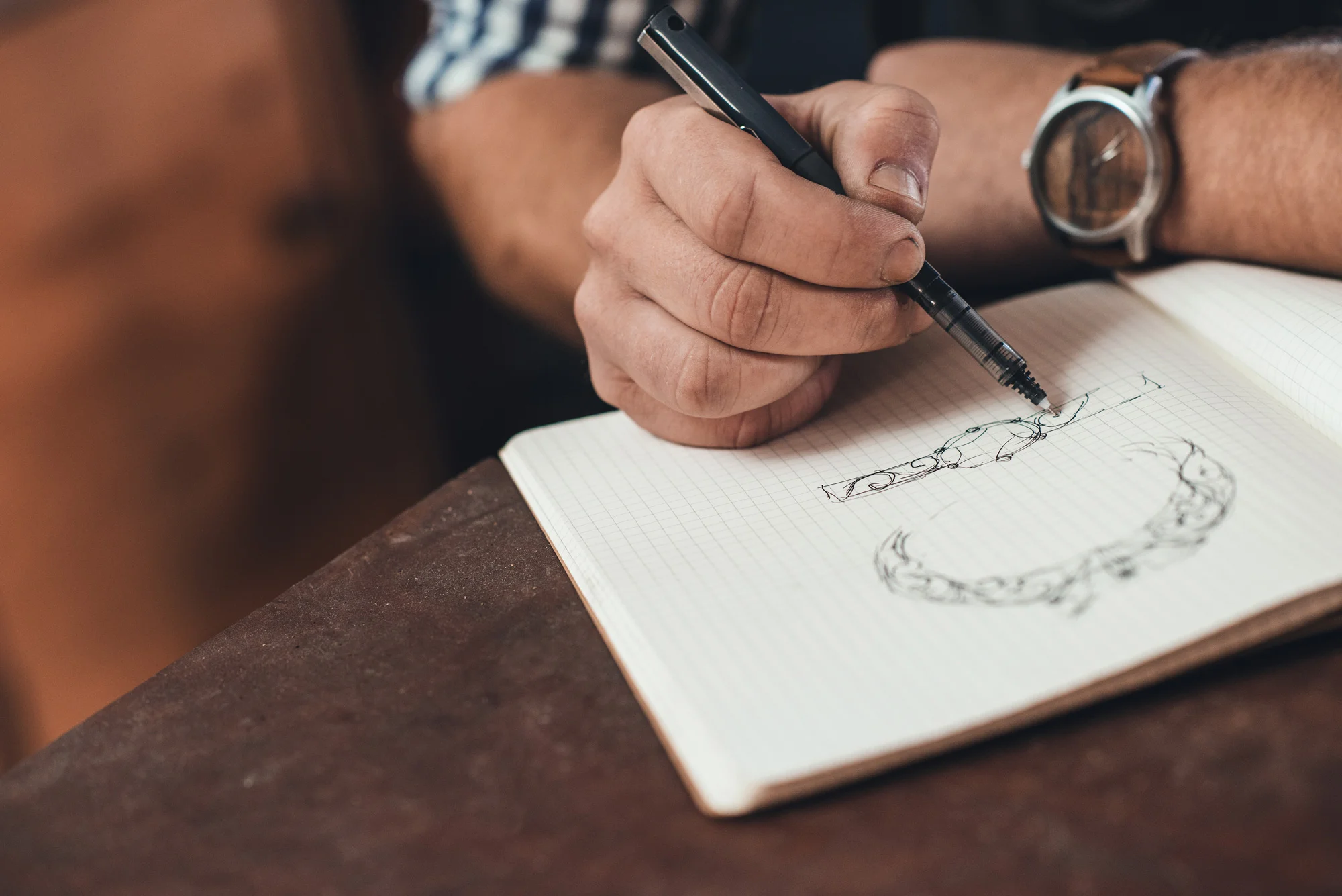 The-perfect-ring-design-begins-on-paper-597245050_4201x2804.jpg