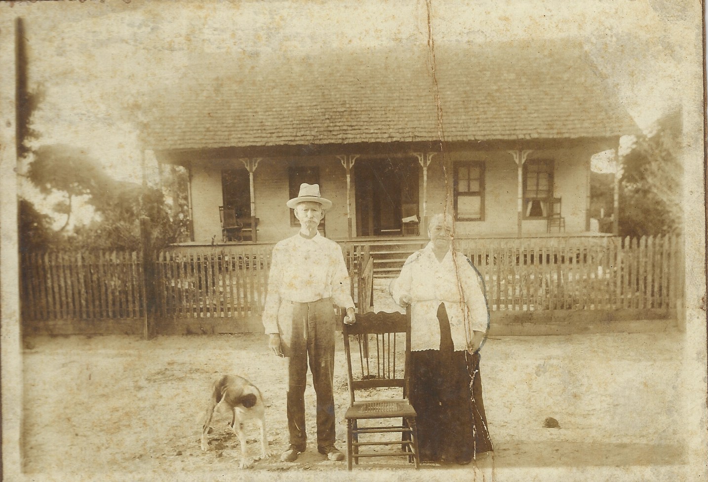  Walter and Emma Smith, pre-1919.&nbsp; 