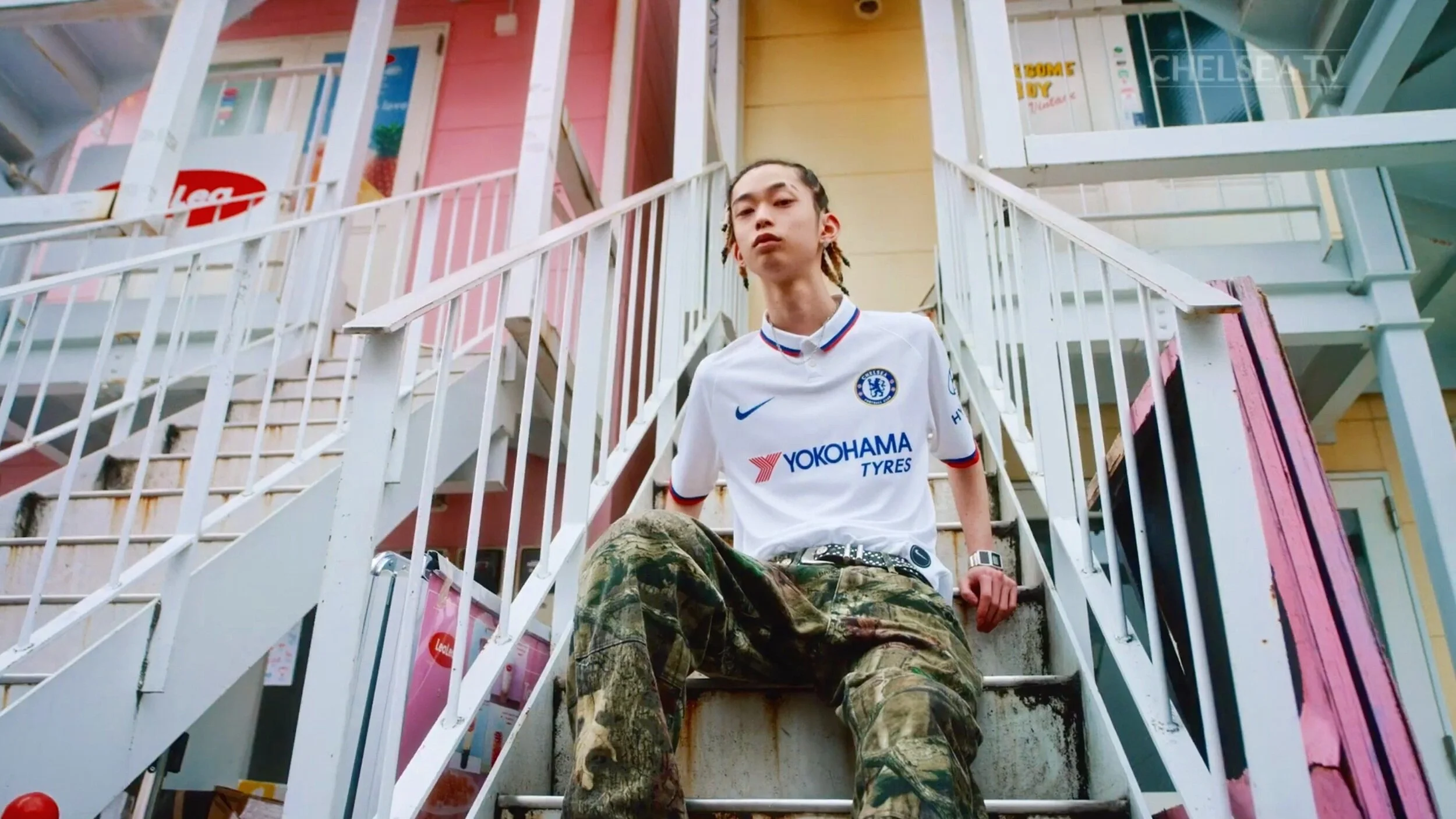 FAR AWAY FANS: NIKE KIT LAUNCH