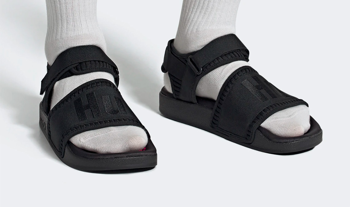 adidas adilette sandals all black