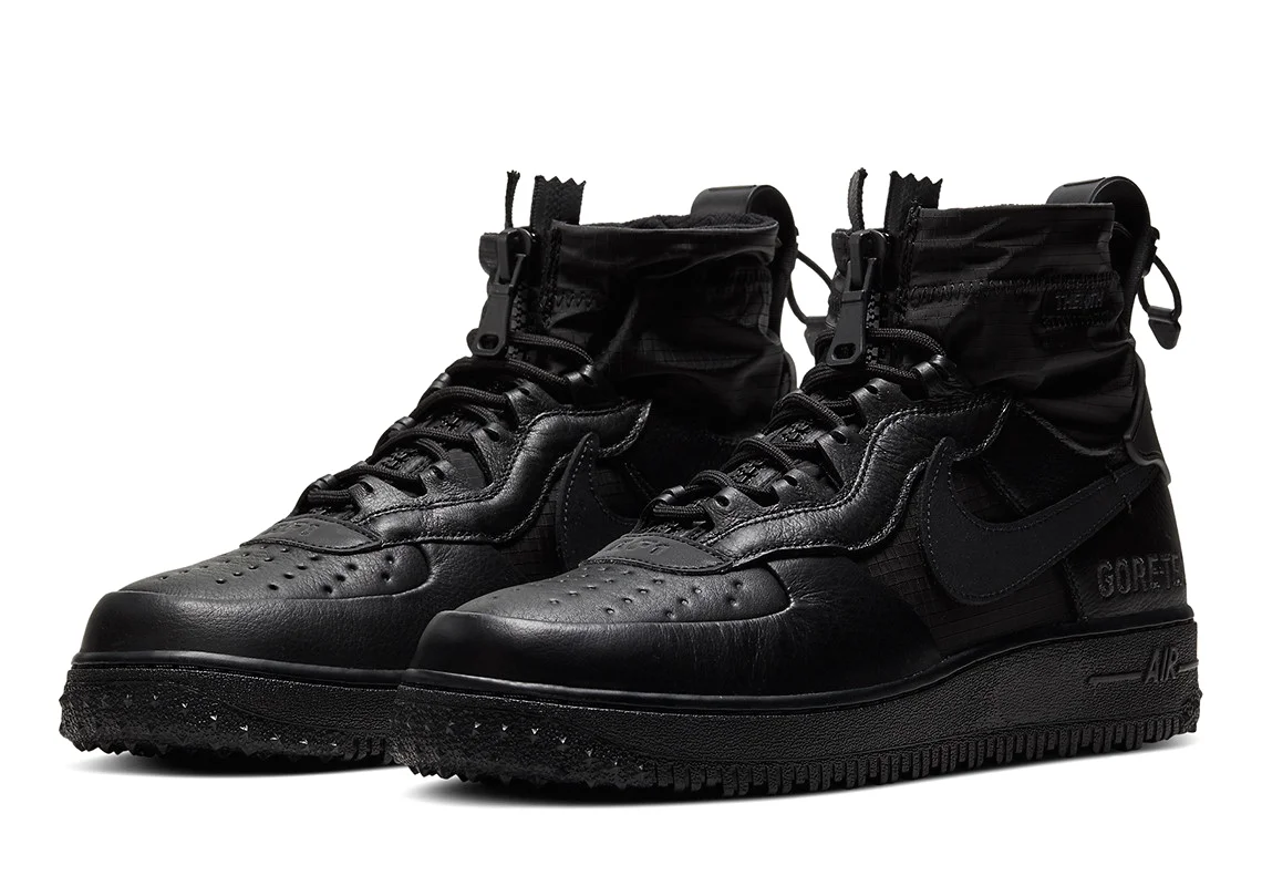 Nike Air Force 1 Triple Black Gore-Tex