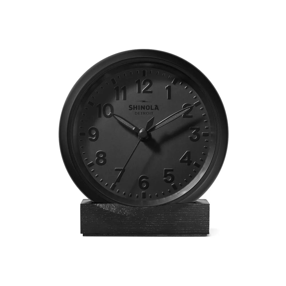 shinola runwell clock