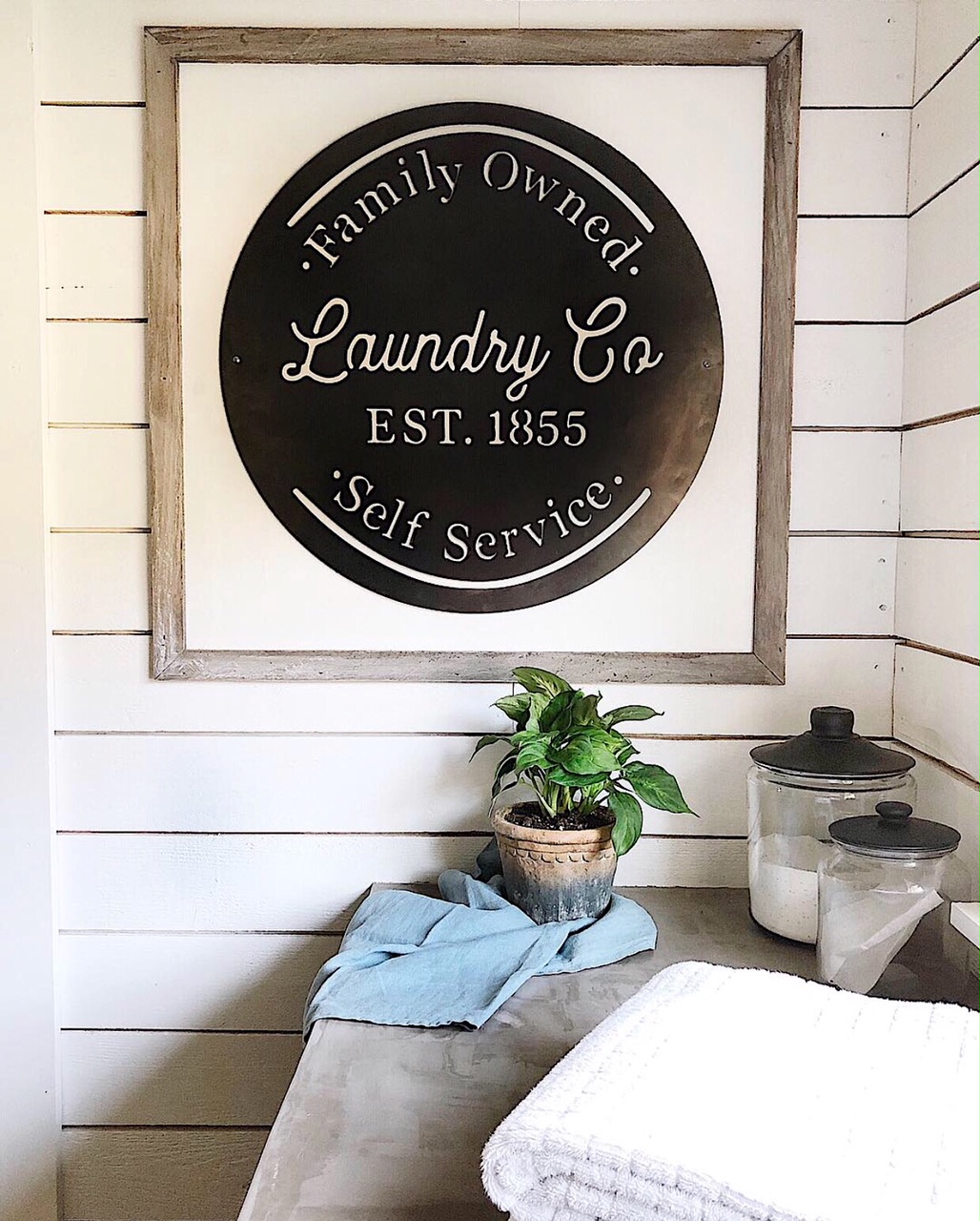 laundry room sign.jpeg
