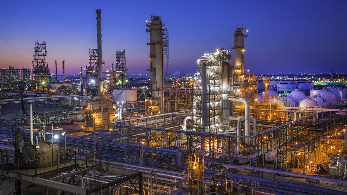 oil-refinery.jpg