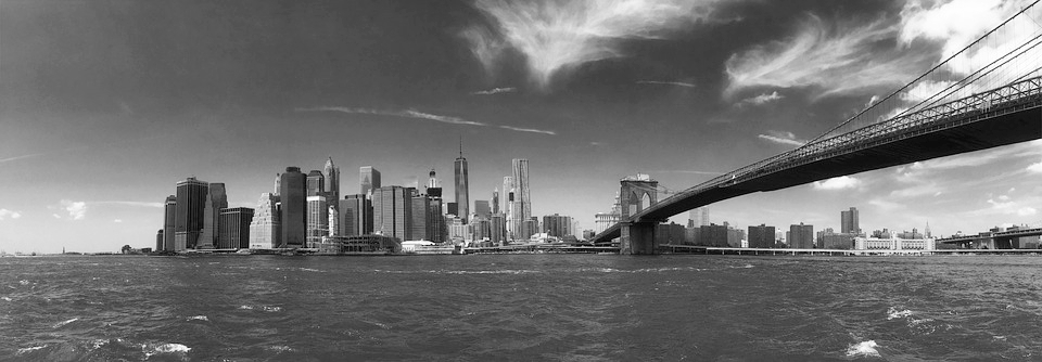 new-york-1517278_960_720black and white.jpg