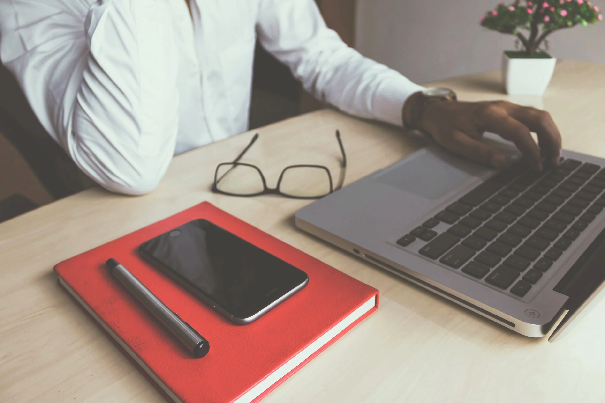 How To Be A Professional In The Workplace