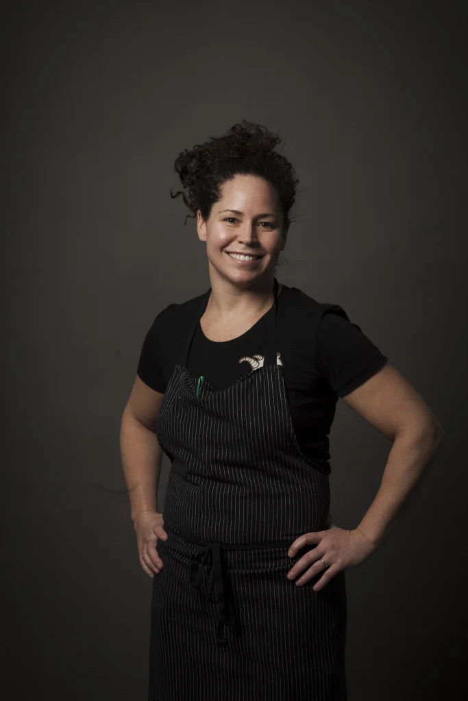 StephanieIzard.jpeg