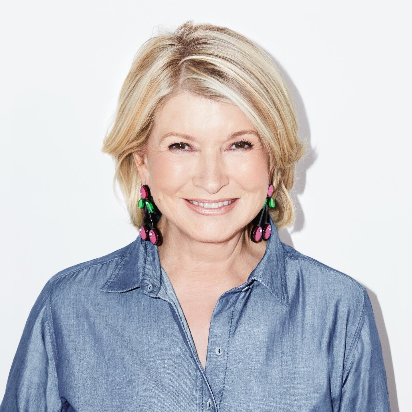 Want to snag the @jenniferloiselle Cherry Crush earrings that @marthastewart48 wore on the cover of Issue 9: Good Things? They&rsquo;re up for grabs during our Members-Only Cherry Bombe Prop Sale, happening Wednesday!

Also for sale? The last of our Doughs Over Bros tanks, Cherry Bombe University sweatshirts, KeepCups, and a few other cool items from our prop closet. 🍒💣&nbsp;

Official members will receive a link via email when the sale starts. Not a member? See link in bio to join. 🌟A portion of the proceeds from this sale will go to @foodeducationfund.

Photo by @livingstonjenny

#bombesquad