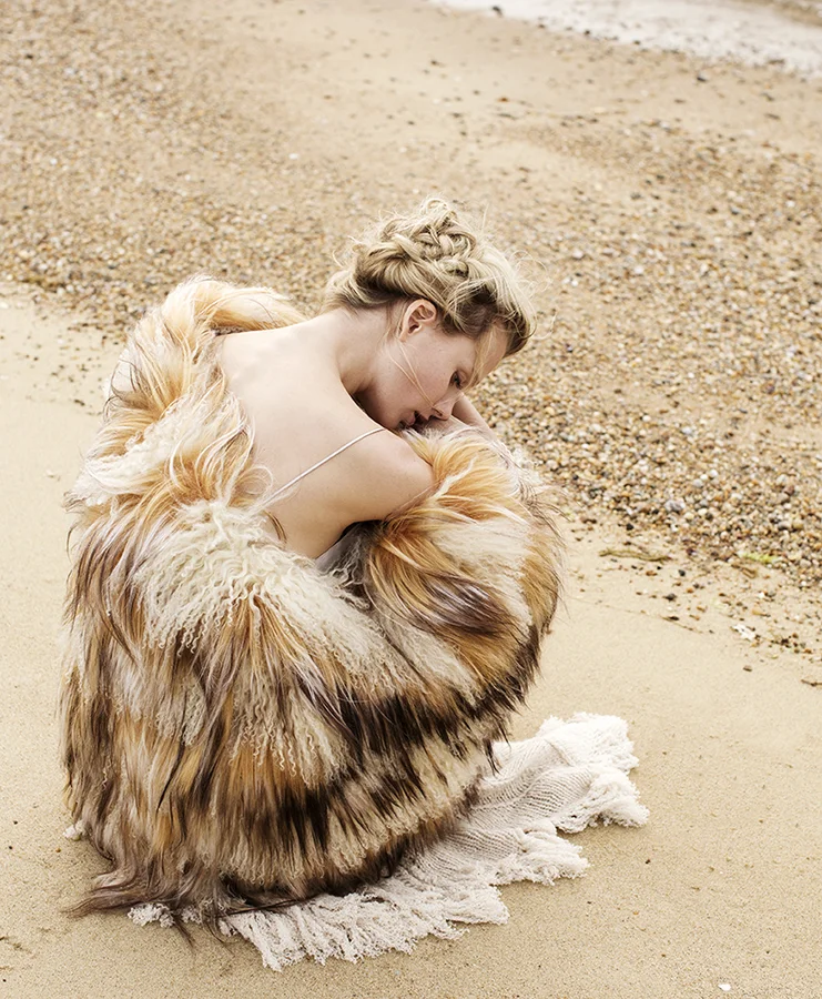 2015_016_Neutral_Territory_Shot_21_BeachFurTheresa_060.jpg