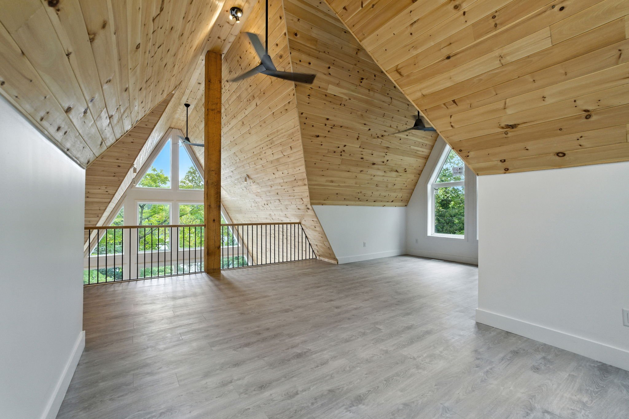 34-web-or-mls-Interior6.jpg