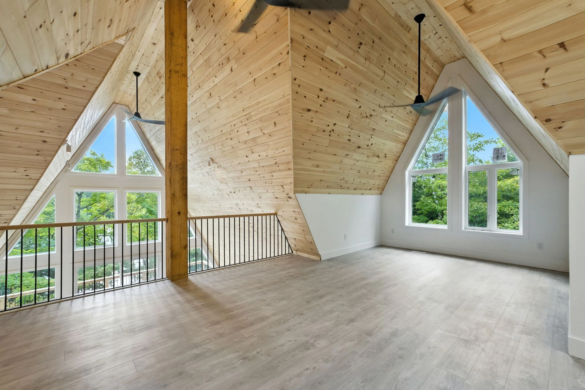 36-web-or-mls-Interior8.jpg