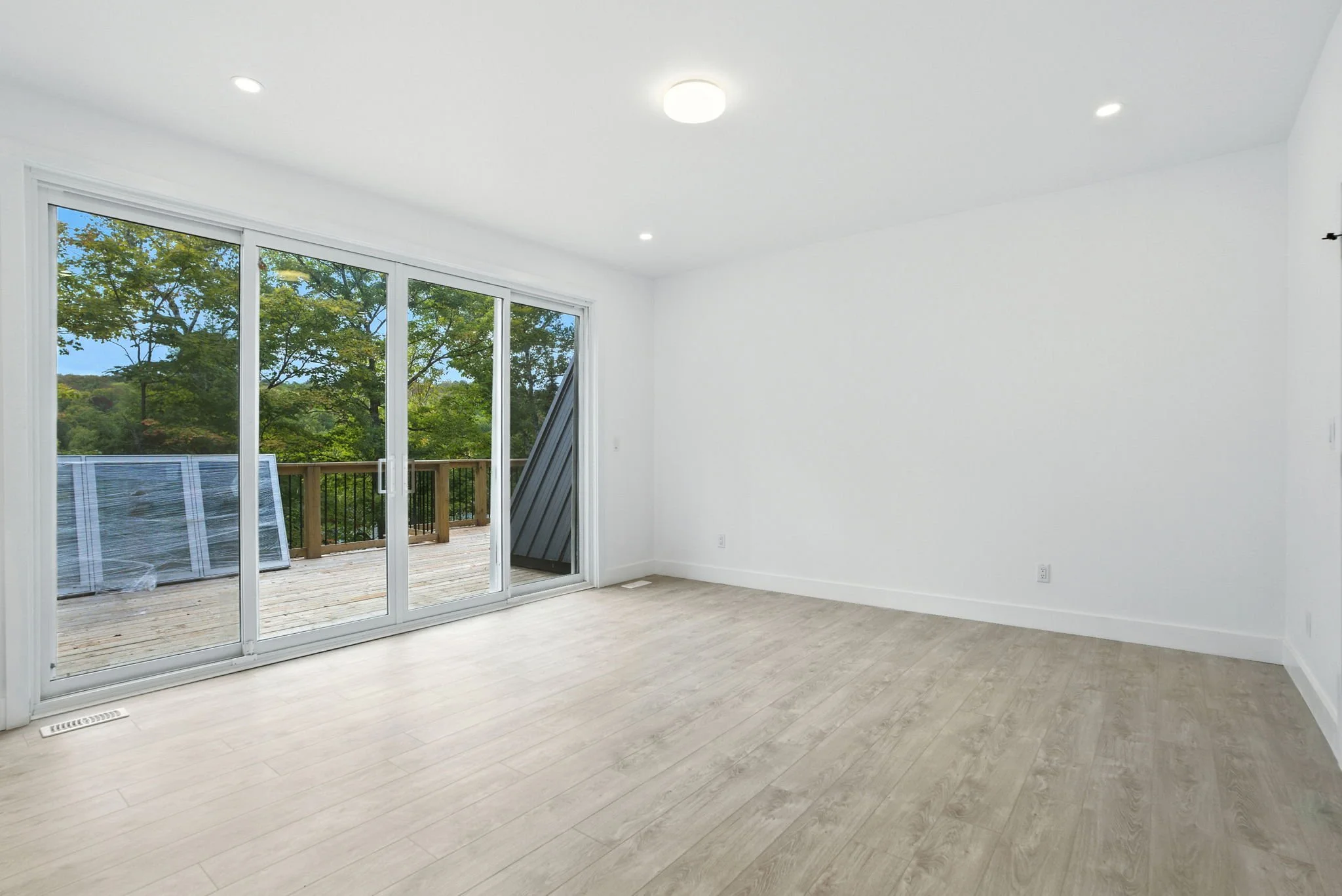 47-web-or-mls-Interior49.jpg