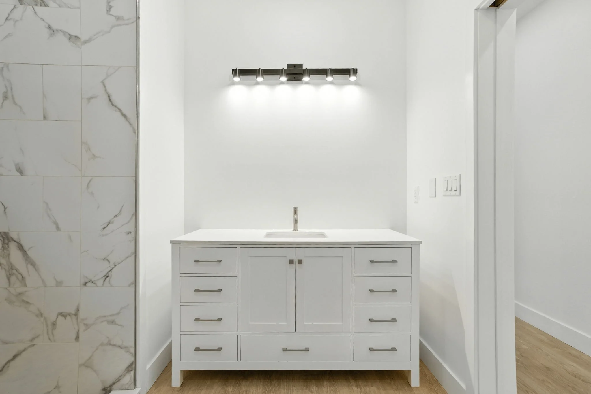 64-web-or-mls-Interior65.jpg